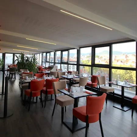 Litteraire Alexandre Vialatte, Bw Signature Collection Hotel