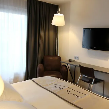 Litteraire Alexandre Vialatte, Bw Signature Collection Hotel 4*